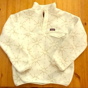 NWOT girls medium Patagonia Synchilla pullover